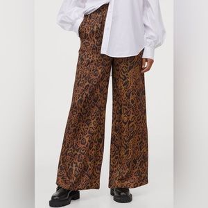 H&M Leopard Print Wide Cut Satin Pants size 2